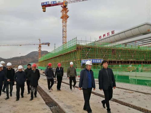 彬州市副市長馮永勝蒞臨銀西高鐵彬州東站前廣場項目指導檢查工作 彬州市副市長馮永勝蒞臨銀西高鐵彬州東站前廣場項目指導檢查工作